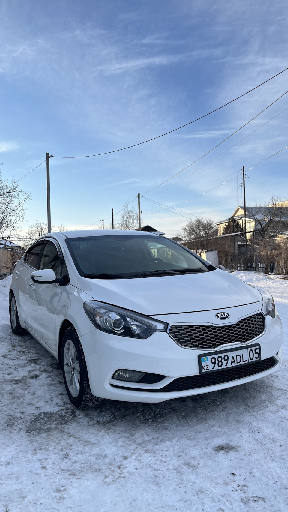 Приклеил защитную наклейку на порог — KIA Cerato (3G), 1,6 л, 2014 года |  аксессуары | DRIVE2