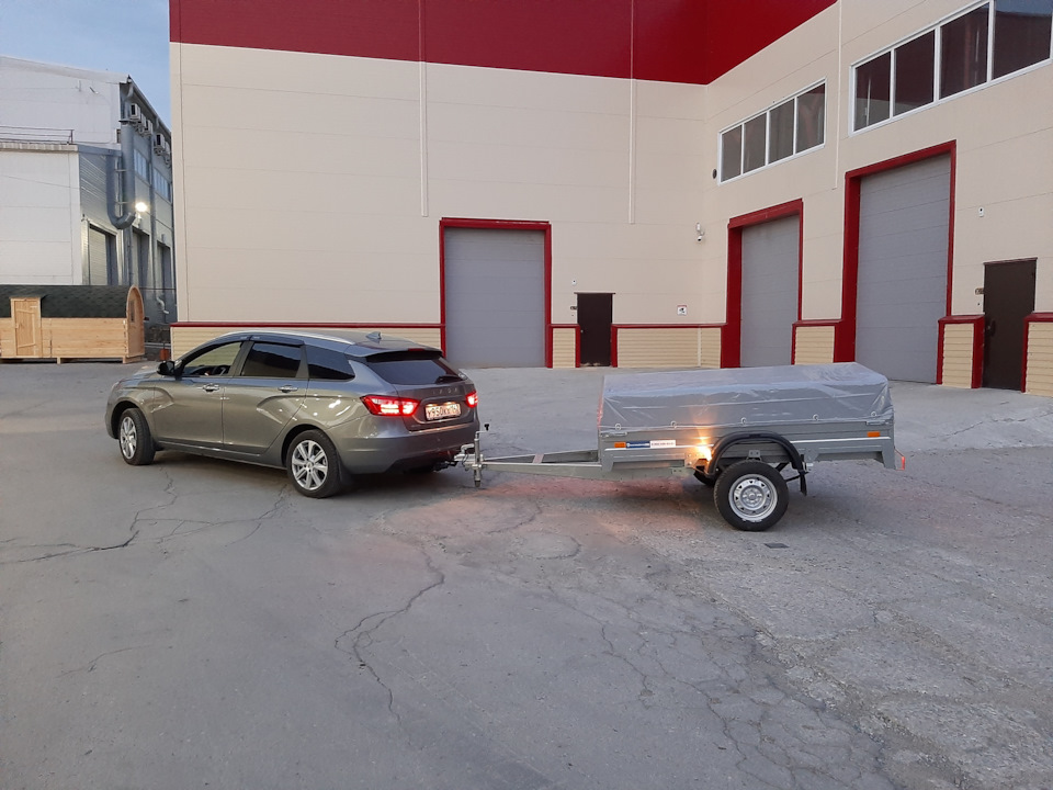 Прицеп мечты (ССТ 7132-6К) — Lada Vesta SW, 1,6 л, 2020 года ...