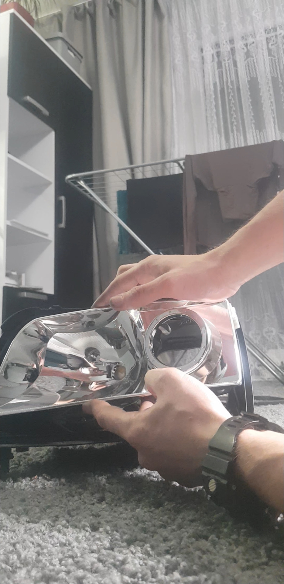 как снять фару на ауди А8Д2 4.2 рейсталинг. полный разбор фары на ауди ...