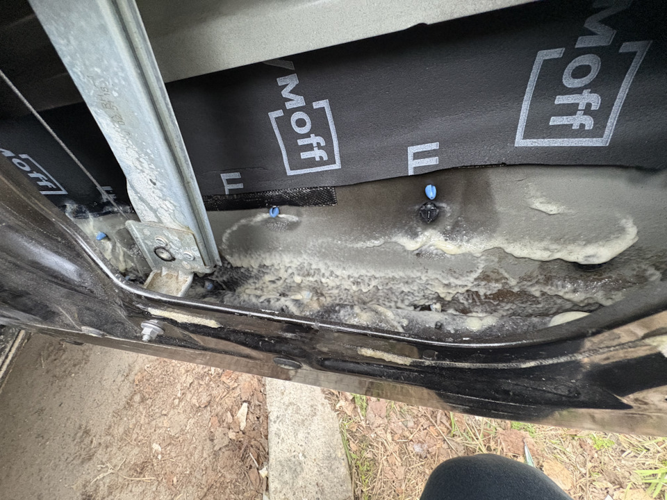 Антикора/пушсала/смазки много не бывает — Renault Kaptur (2016)