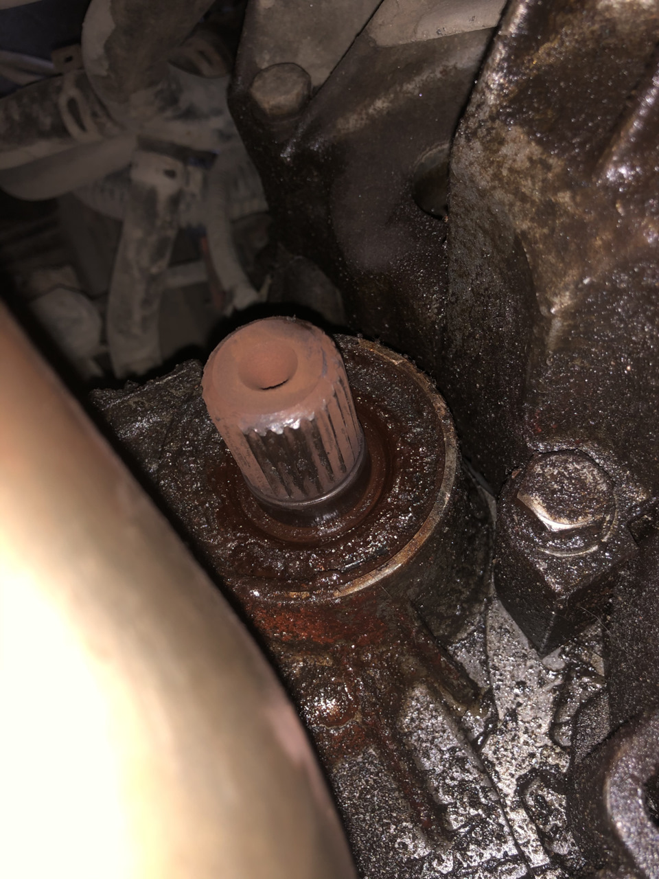 Сорвало шлицы на правом приводе — Citroen C5 (2G), 2 л, 2008 года ...