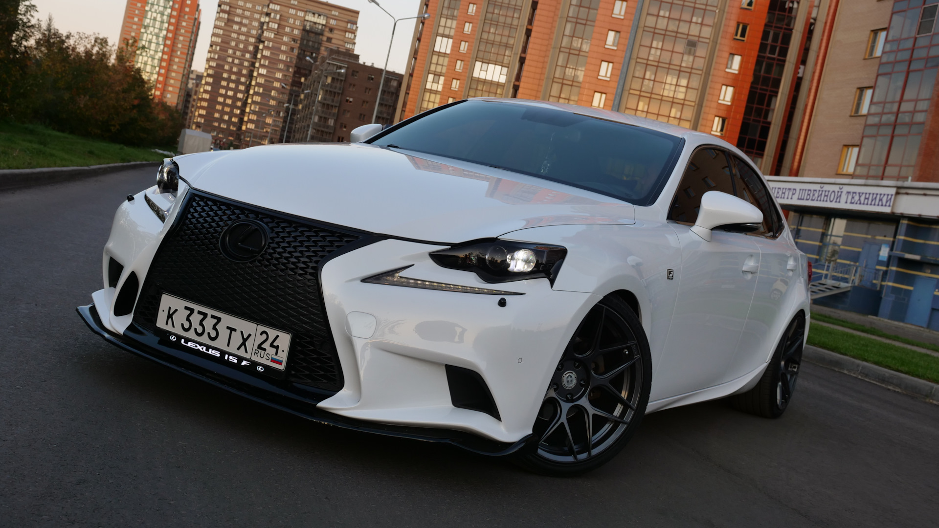 Lexus IS III 2.5 бензиновый 2013 | Белая фурия на DRIVE2