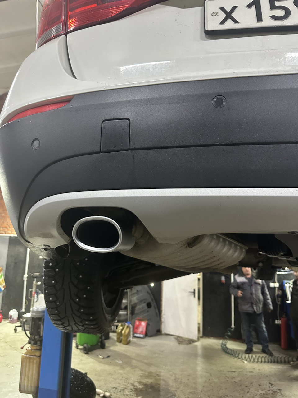 BMW e84 установка насадки выхлопа — BMW X1 (E84), 2 л, 2012 года ...