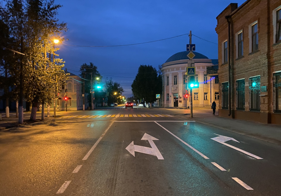 Фото в бортжурнале Toyota RAV4 (IV)