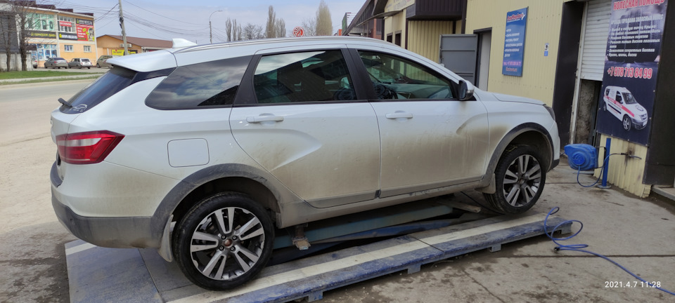 Фото в бортжурнале Lada Vesta SW Cross (1G)