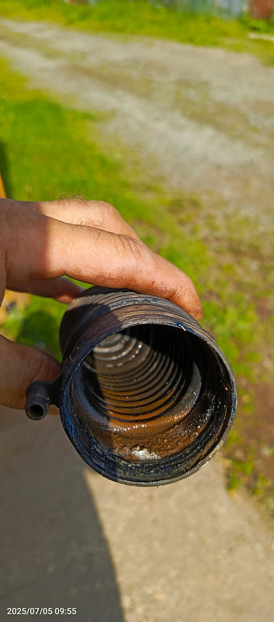 Через сапун накачало грязи и воды, (пипка на пыльнике просела) — Nissan Almera V (G11/15)