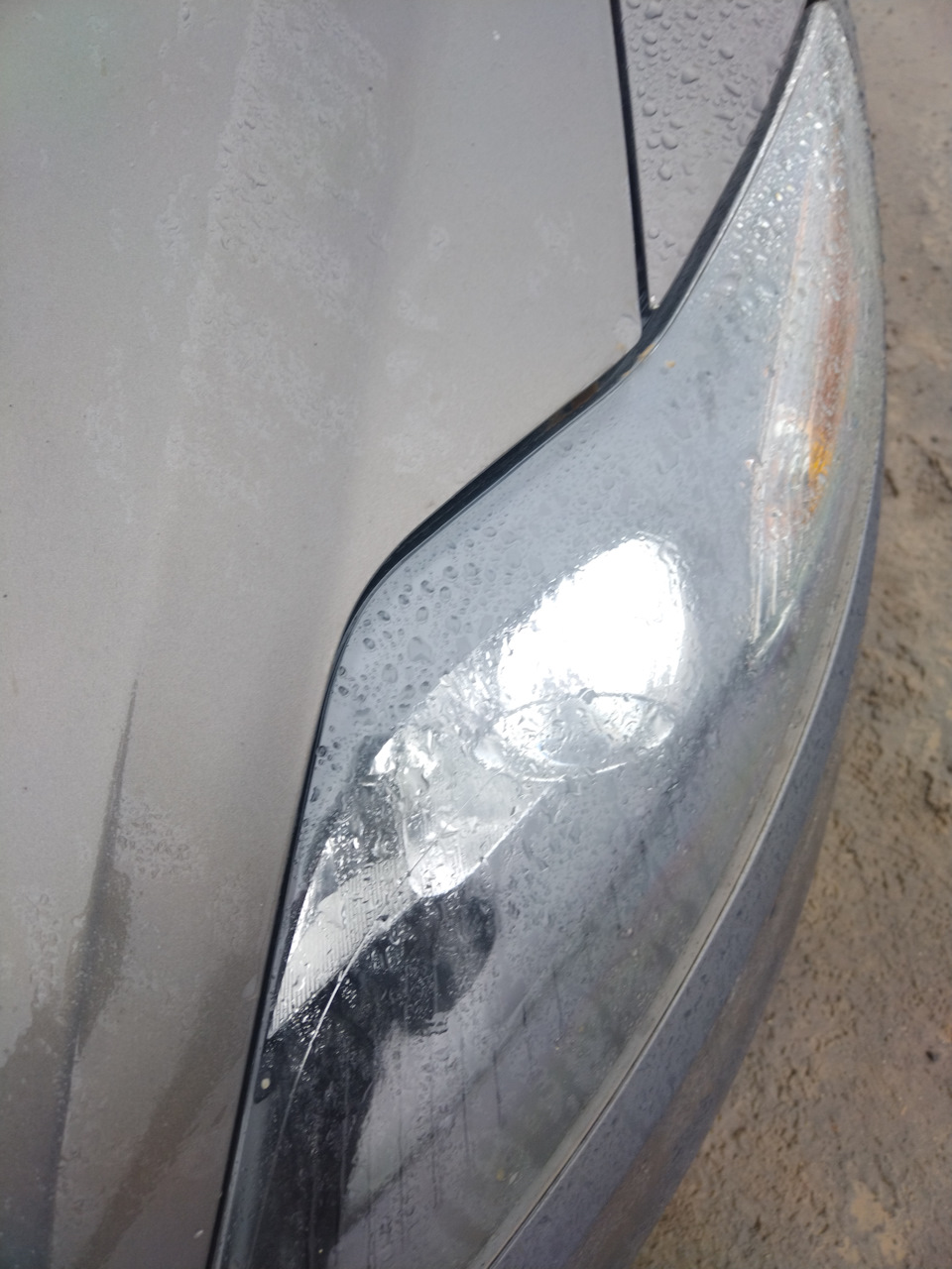 Регулировка зазоров капота — Ford Mondeo IV, 2 л, 2012 года ...