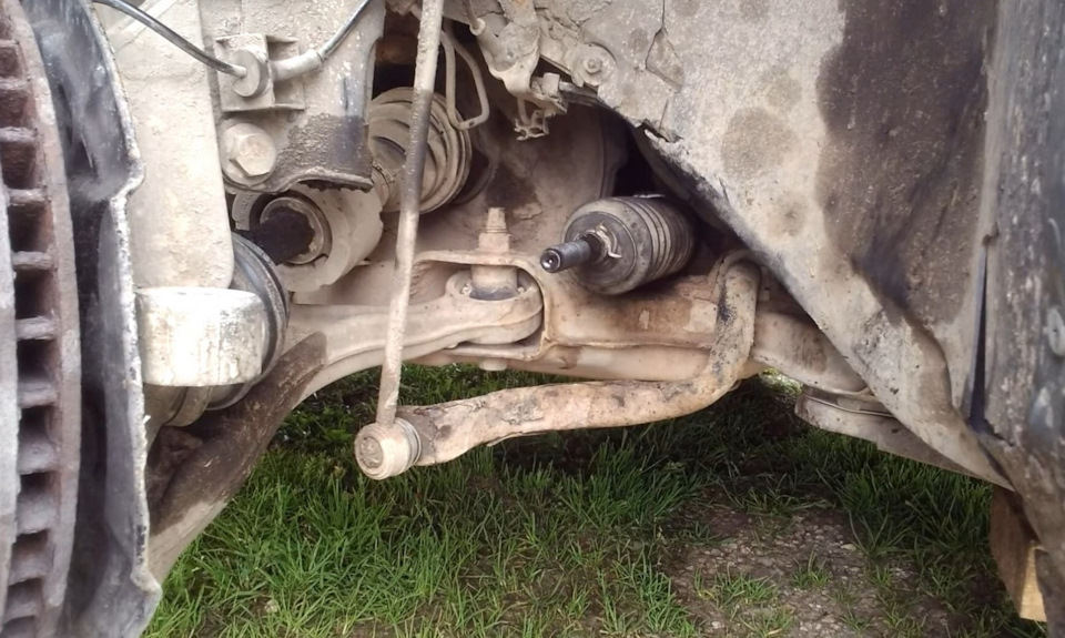 Как поменять рулевую тягу на Volvo S60 — Rusvolvo на DRIVE2