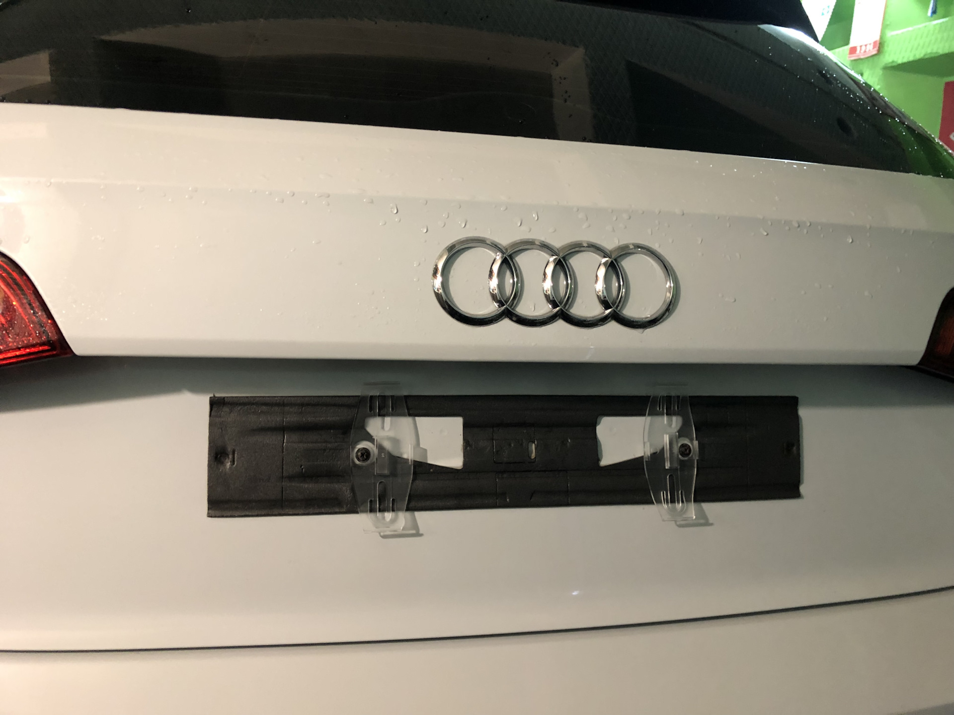 Крепление номерного знака — Audi A3 (8V), 1,4 л, 2013 года | стайлинг ...