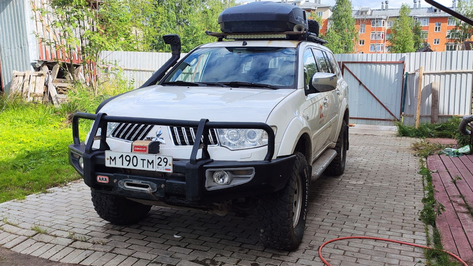 Mitsubishi Pajero Sport Нафаня