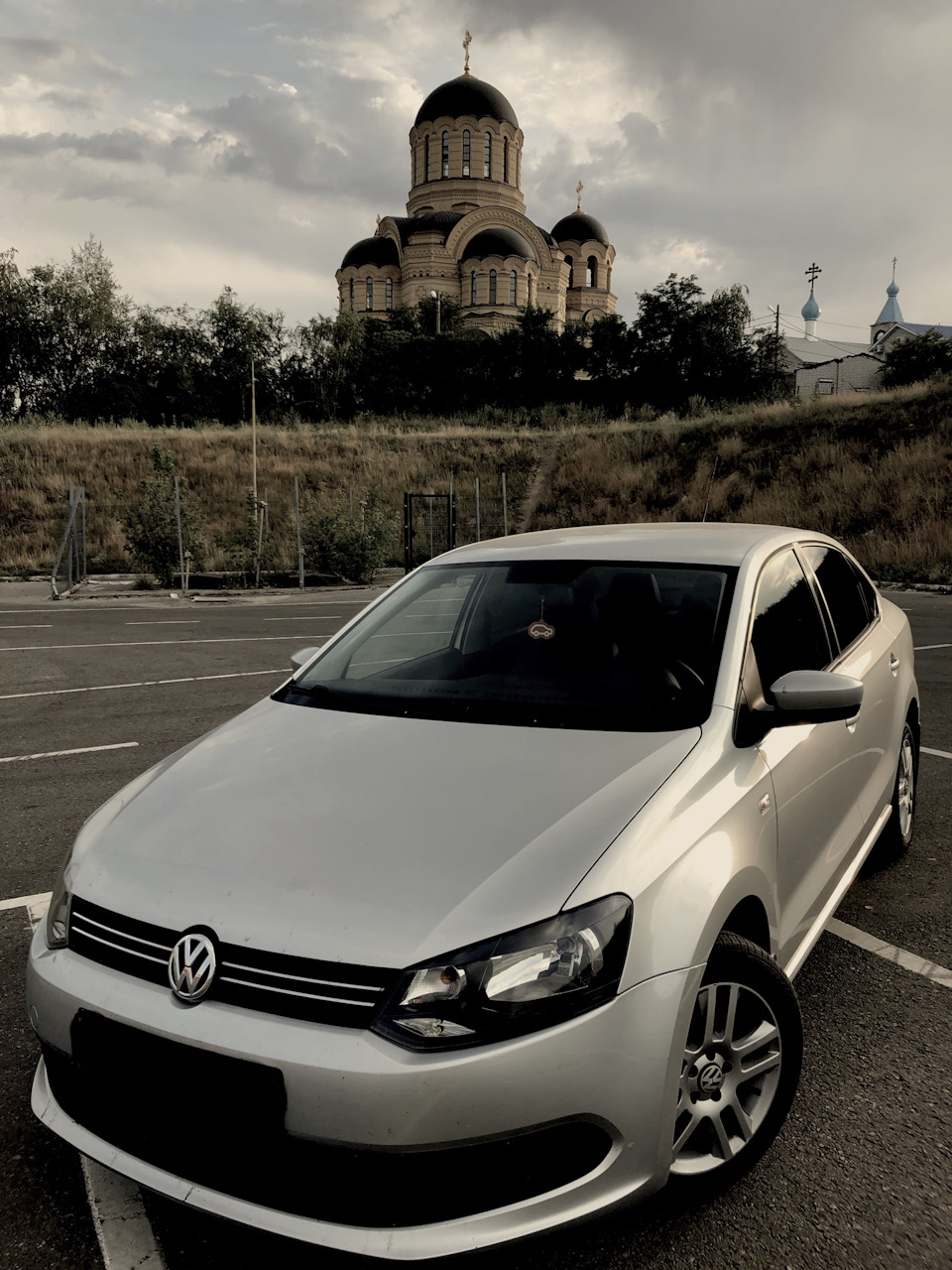 Прощай полик… — Volkswagen Polo Sedan, 1,6 л, 2011 года | продажа машины |  DRIVE2