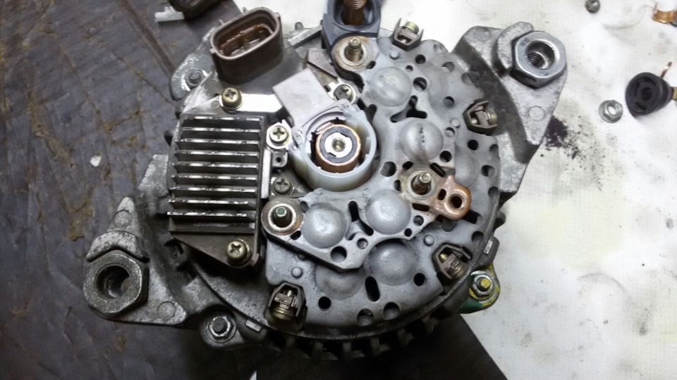 Ремонт генератора HYUNDAI/KIA 37300 25301 — Hyundai Sonata V (NF), 2 л ...