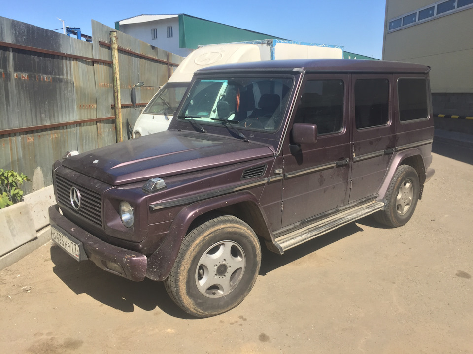 Не по теме…первый раз вижу такой цвет (задворки LOS) — Mercedes-Benz M-Class (W164)