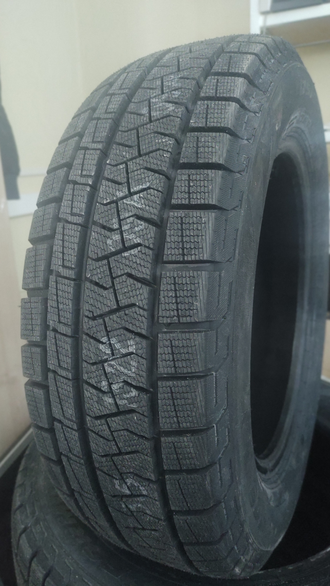 Покупка зимних шин Pirelli Formula Ice Friction 175/65 R14 82T ...