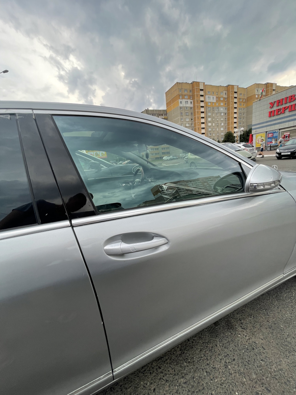 Заменил стеклопакет и зеркало заднего вида. — Mercedes-Benz S-Class ...