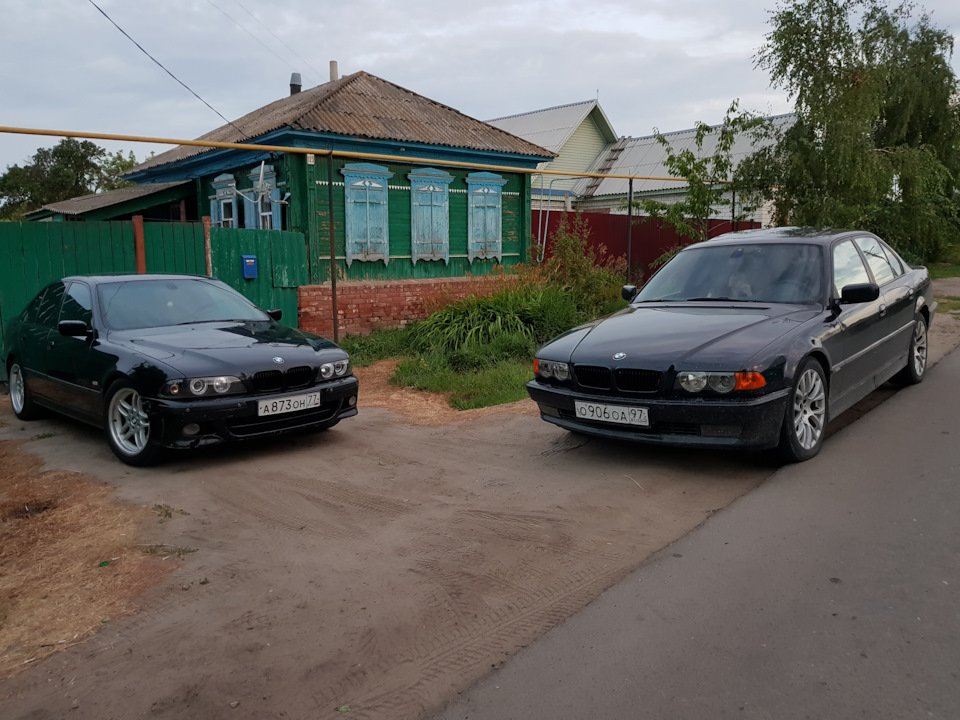 Вот на е39 вид имеет, на е38 — нет — BMW 7 series (E38)