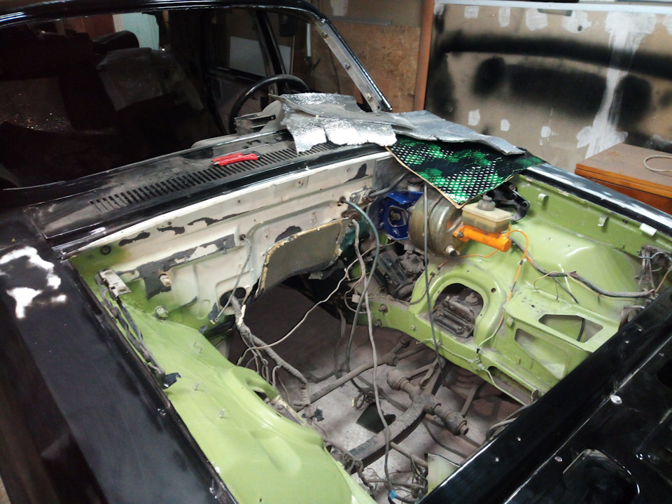 Не открывается лючок бензобака — Volkswagen Passat B6, 2 л, 2008 года ...