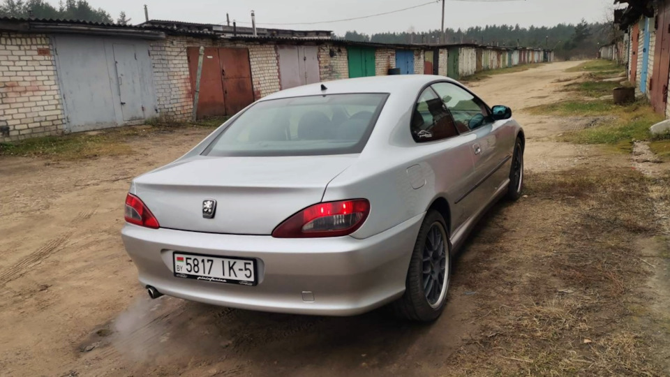 Фото в бортжурнале Peugeot 406 Coupe. Запчасти на фото: BS817