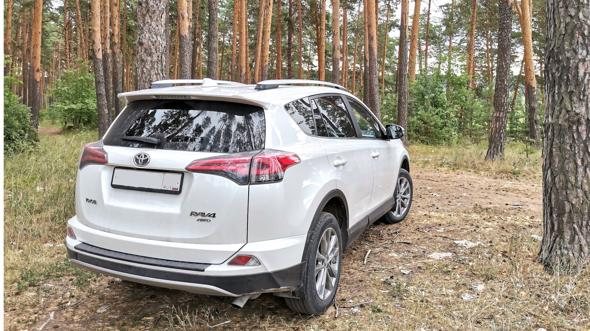 Toyota RAV4 (IV) 2.5 бензиновый 2018 | Рестайл 2017 на DRIVE2