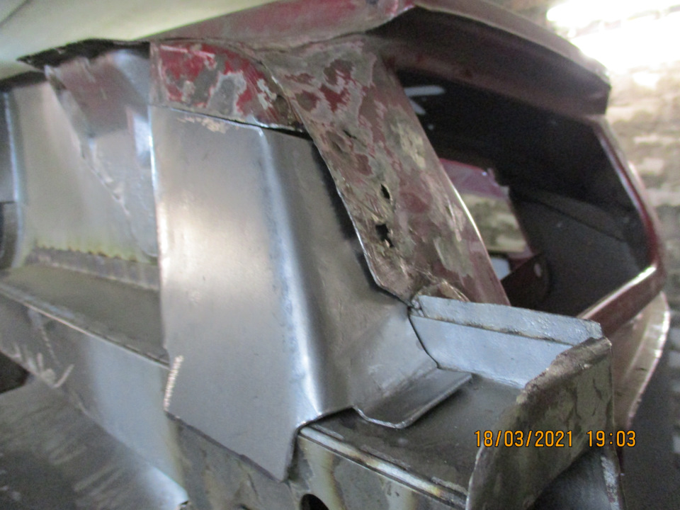 В процессе сварки подтянется. — Ford Sierra