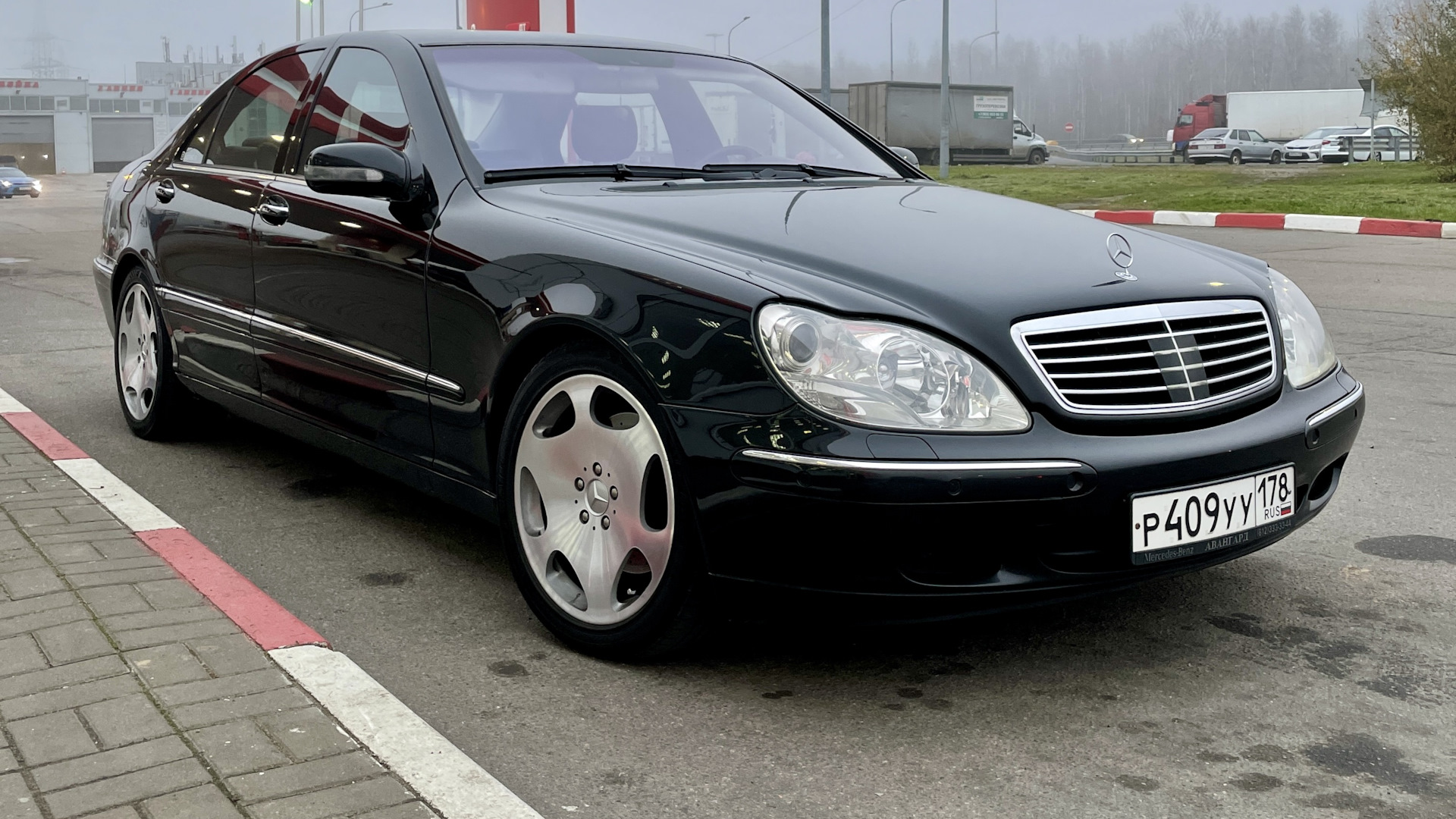 Mercedes-Benz S-Class (W220) 5.0 бензиновый 2001 | Лайнер S500 на DRIVE2