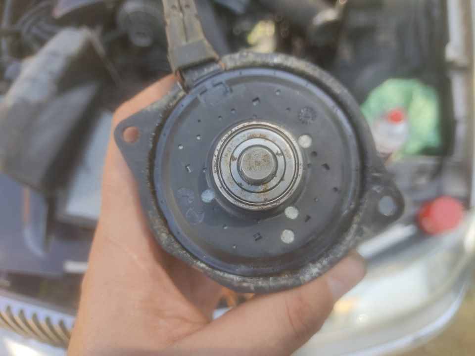 Фото в бортжурнале Lincoln Town Car III