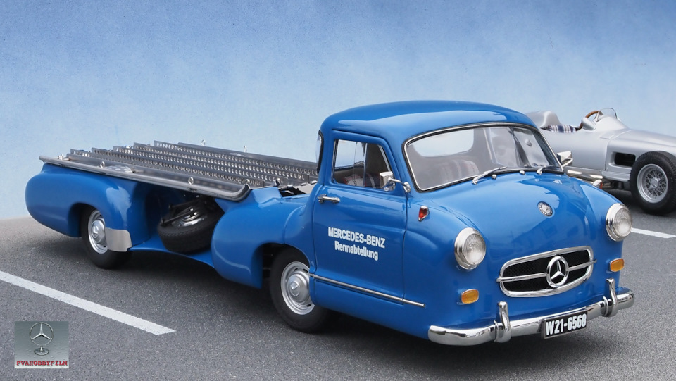 Mercedes Benz Renntransporter, 1954 (1/18 CMC) Часть-1