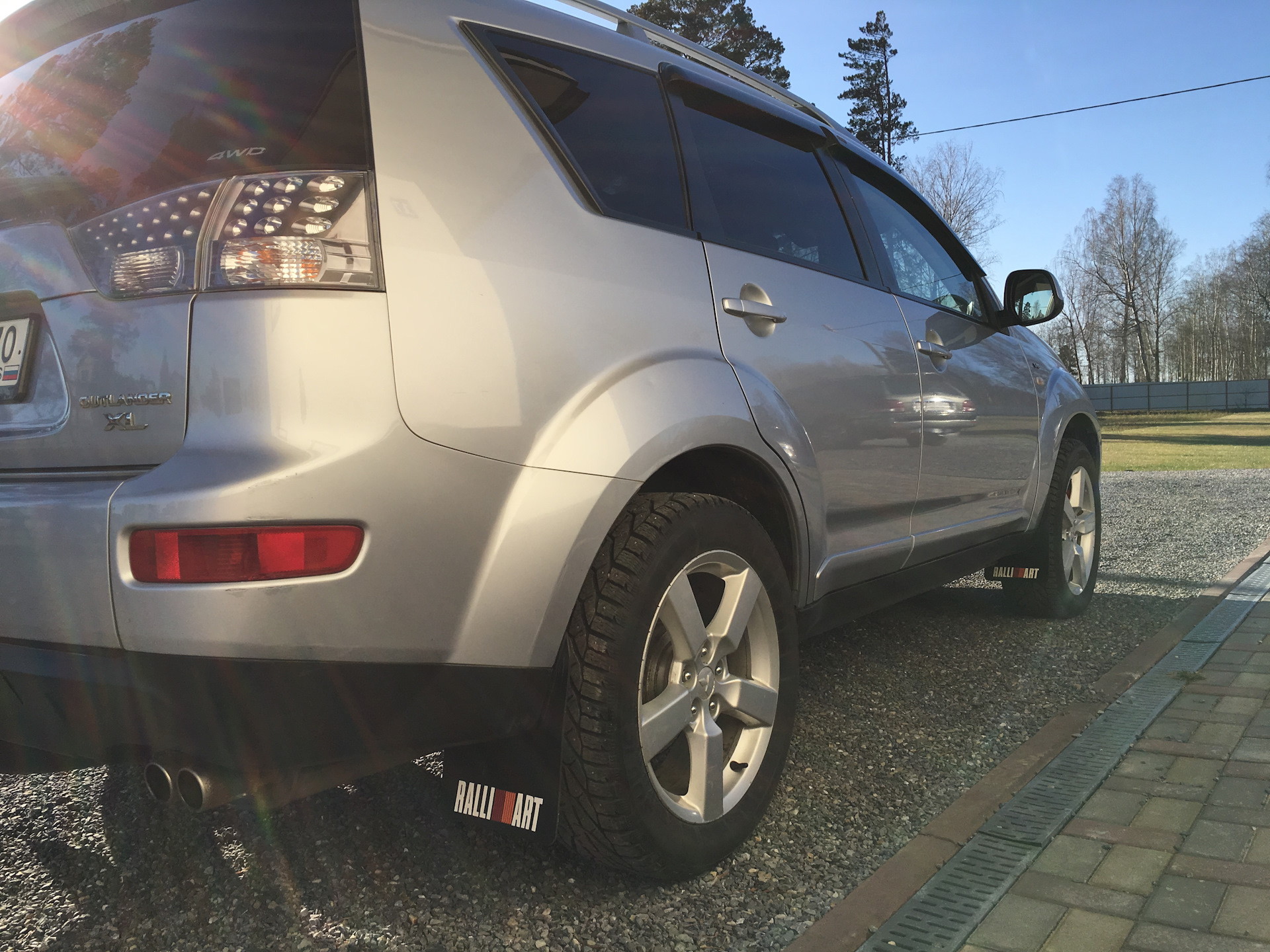 Mitsubishi outlander xl 4wd