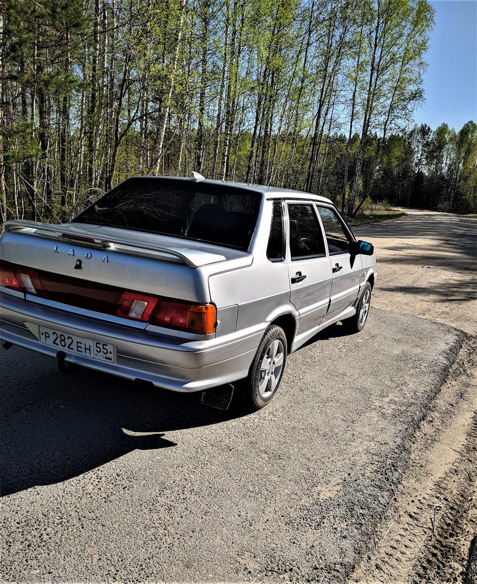 Lada samara 2115 фото