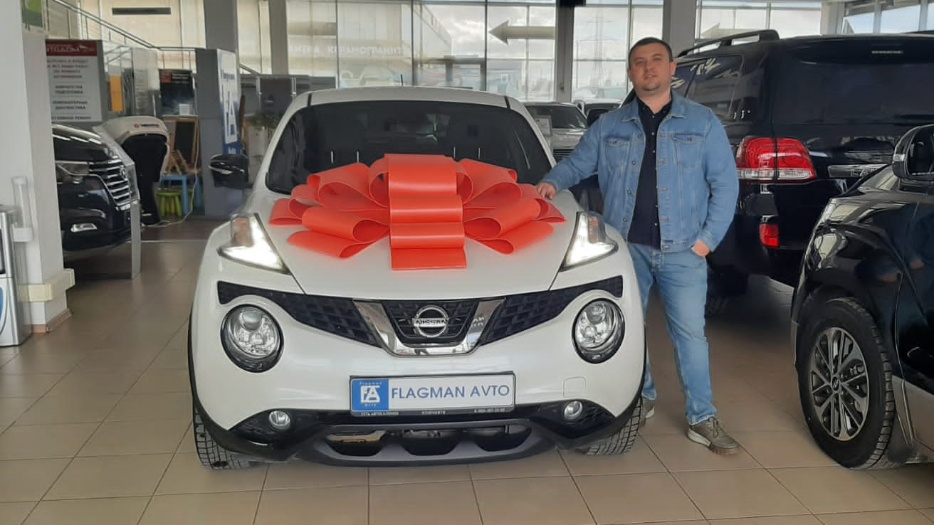 Nissan Juke (1G) 1.5 бензиновый 2014 | Жук битва черное с белым на DRIVE2