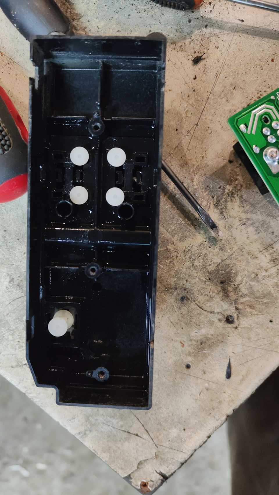 Механизм поднятия стекол ваз 2109. Левый электростеклоподъемник ваз 2114. Ауди тт 2005 стеклоподъемник. Как разбирается стеклоподъемник. Механизм поднятия стекол ваз 2109.