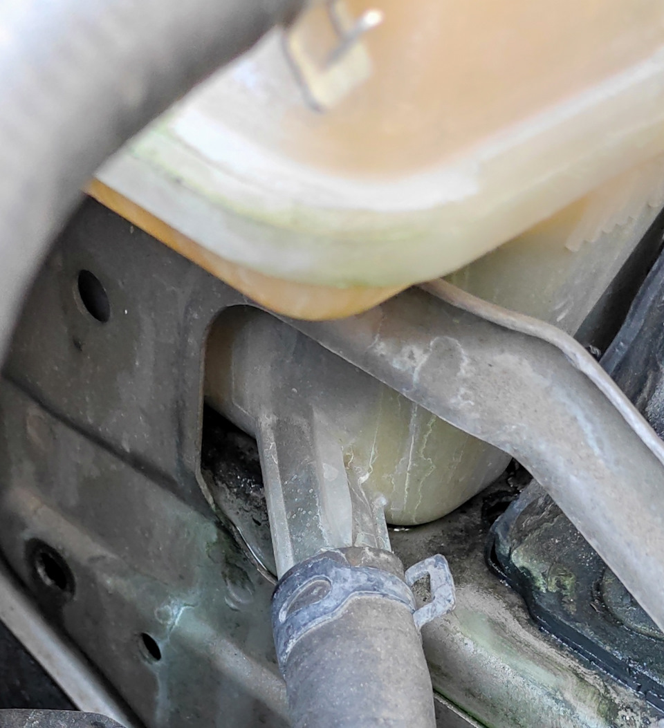 А чем собственно я лучше? Необходимость замены расширительного бачка не ...