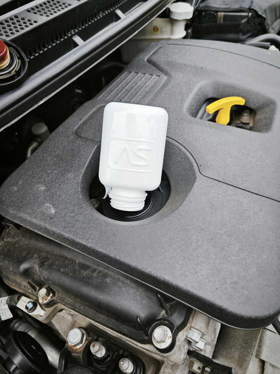 К маслу добавка от валены — KIA Cerato (3G)
