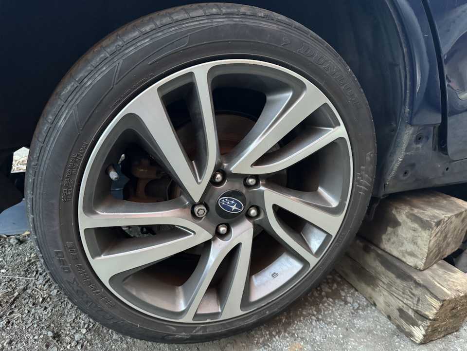 Шины летние Dunlop 225/45 R18, литые диски Enike 7,5Jx18 5x114,3 на ...