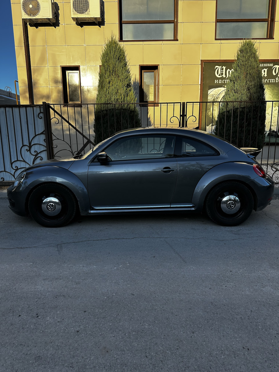 Хотел сделать пониже, ставим новые пружины -35 — Volkswagen Beetle (A5),  1,8 л, 2014 года | тюнинг | DRIVE2