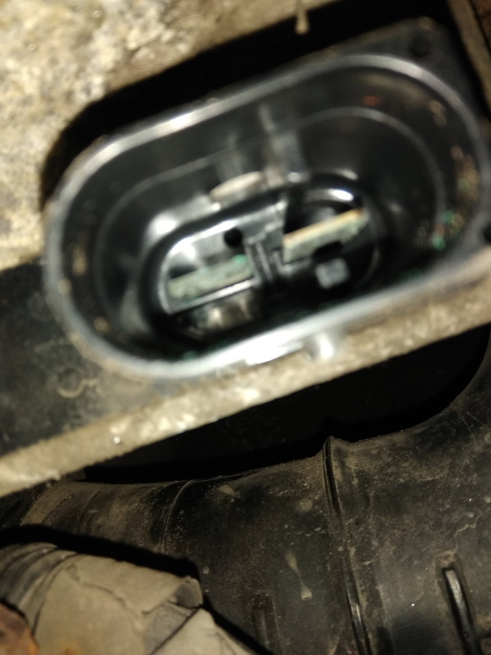 Power steering faulty. (Усилитель рулевого управления неисправен.) — DRIVE2