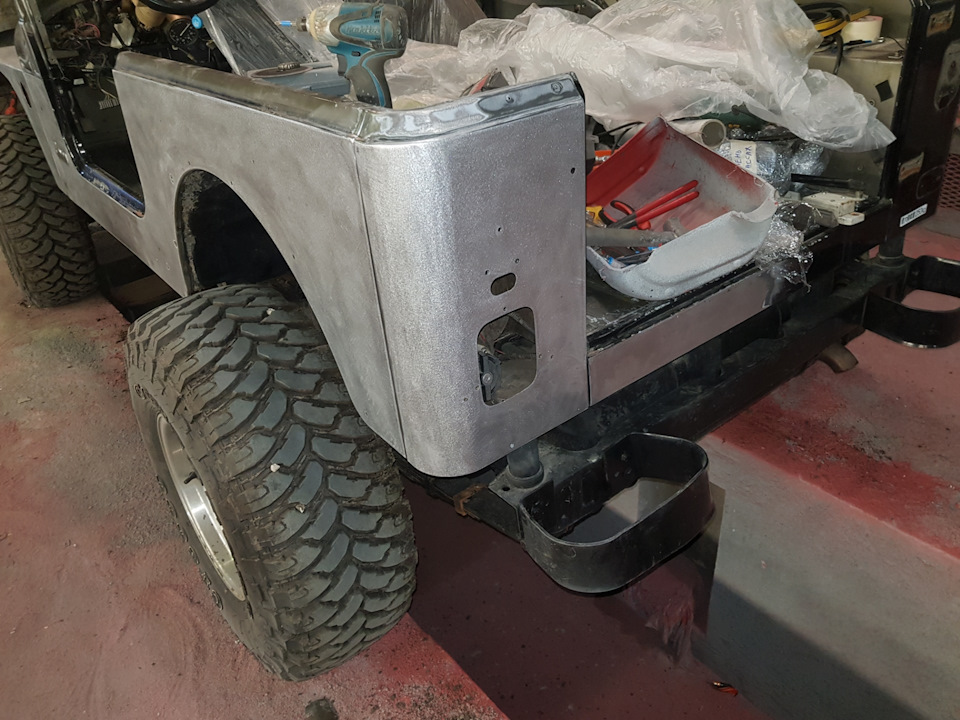 Фиксатор шторки багажника — Volkswagen Passat Variant (B7), 2 л, 2013 ...