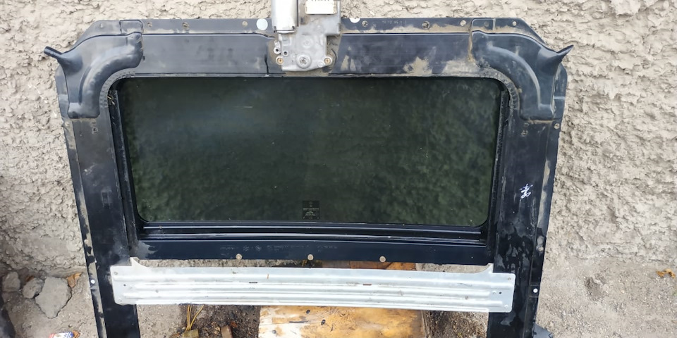 wpAAAgNSoeA 960 Как обслуживать люк на автомобиле