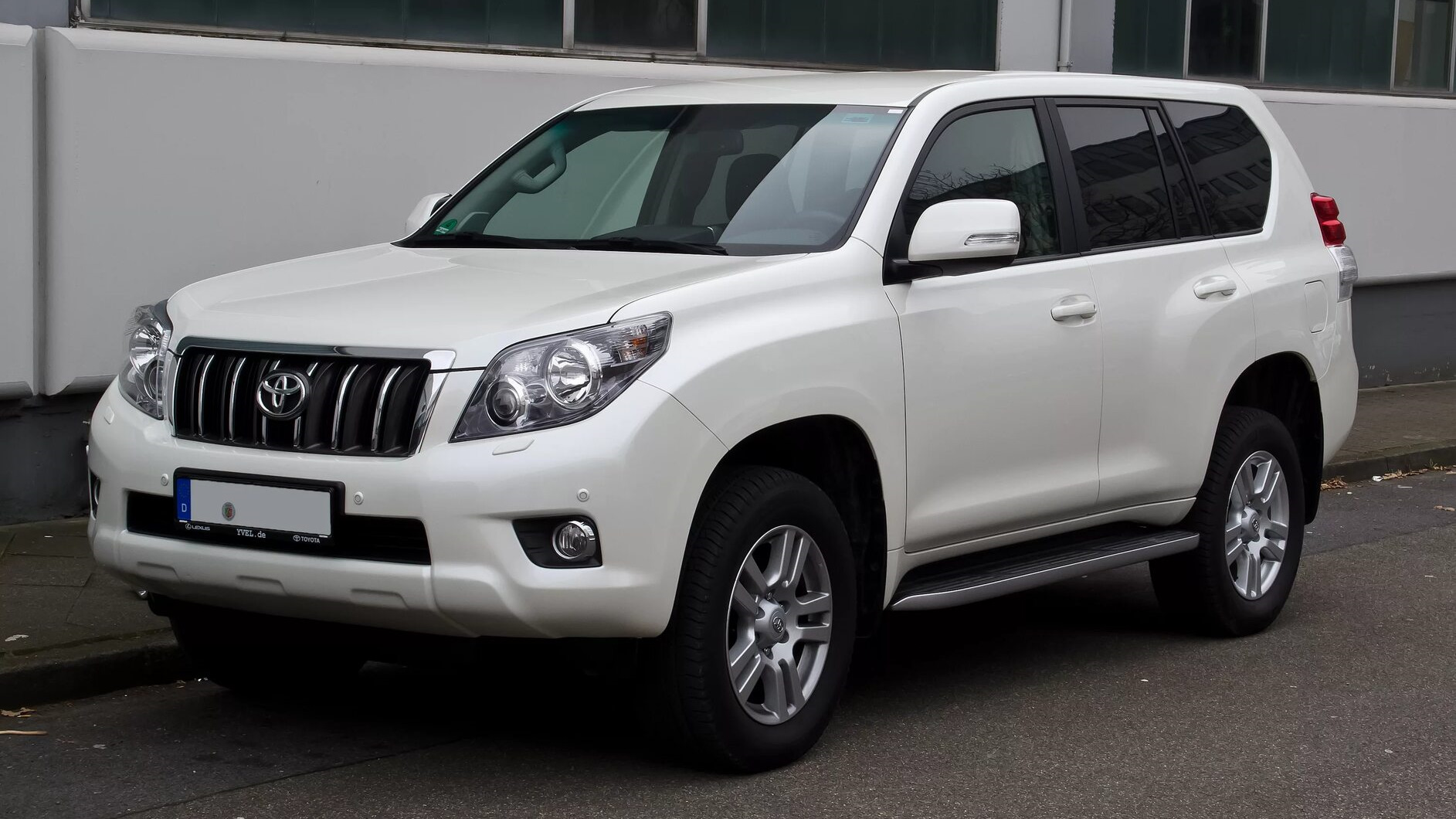 Тойота ленд Крузер 150. Toyota Land Cruiser Prado j150. Toyota Land Cruiser Prado 110. Тойота ленд Крузер Прадо 2013.