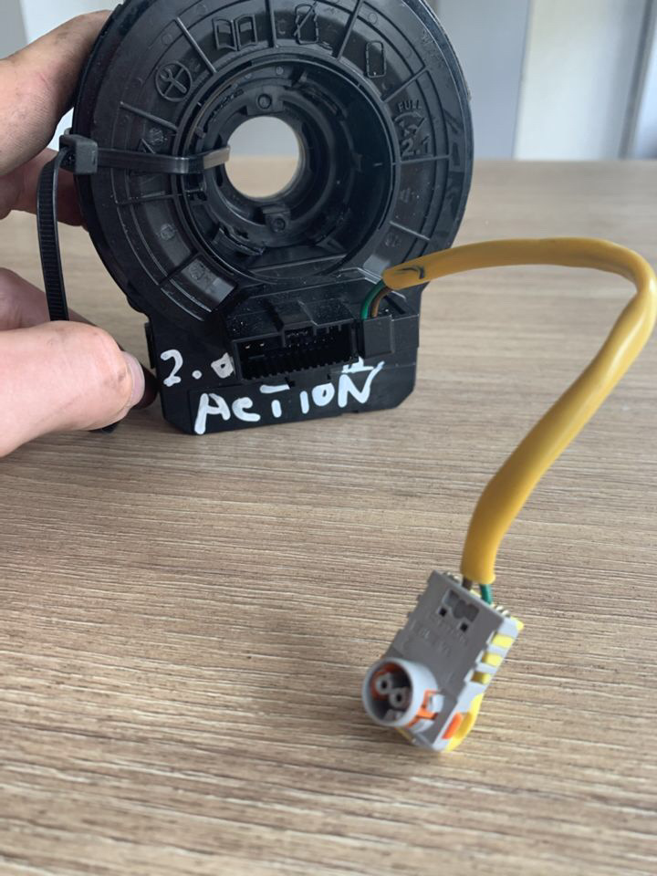 улитка субару. как снять улитку хонда цивик. улитка в руль галант 8. подрулевая улитка. Bmw 5 f10 подрулевая спираль.