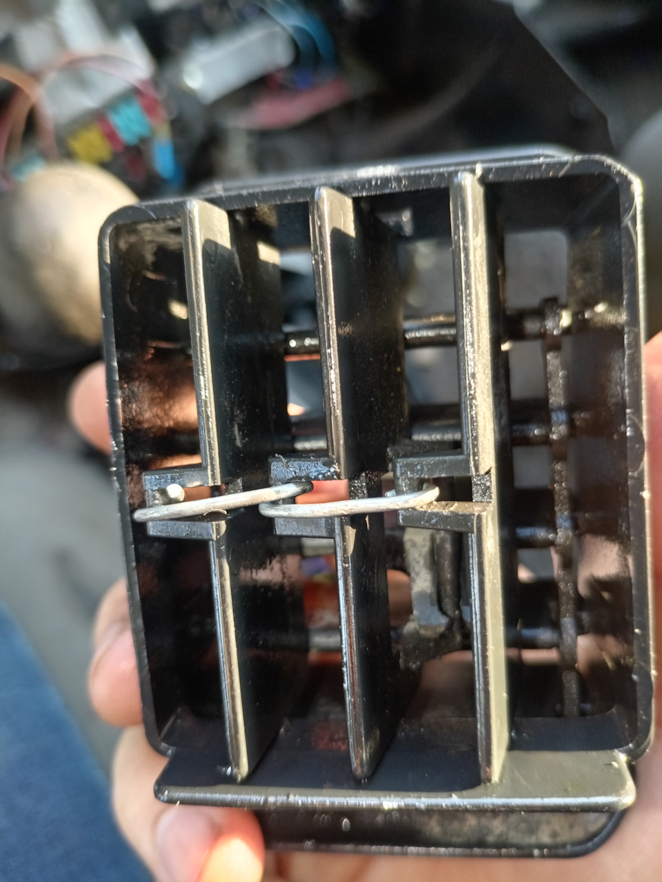 За одно восстановил тягу которое очень часто ломается — Lada 2120 Надежда