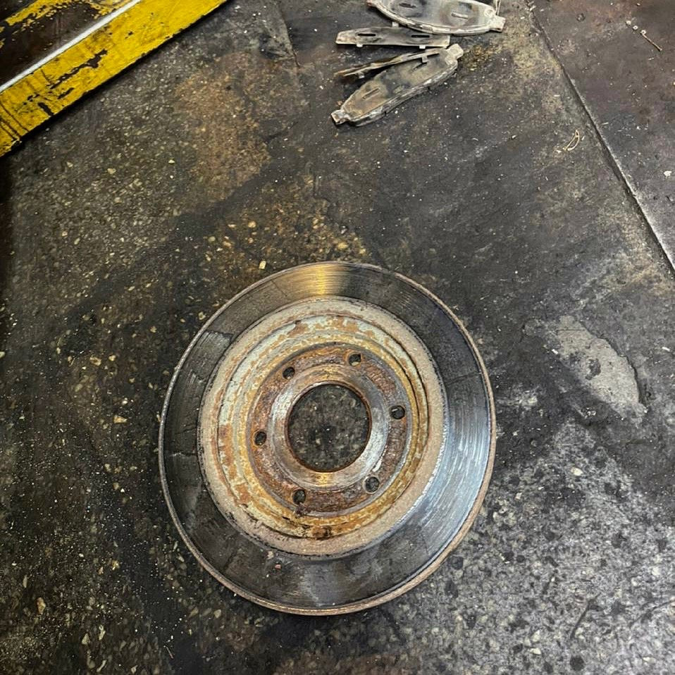 РАРИТЕТНЫЙ НИССАН АРМАДА или ДЕНЬ ЗАМЕНЫ ТОРМОЗНЫХ ДИСКОВ — InfiNissan ...