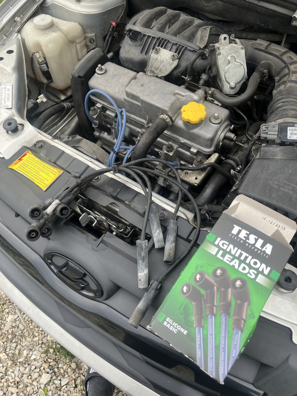 Бронепровода Tesla. Пара шин Pirelli Cinturato P1. — Lada Гранта, 1,6 л ...