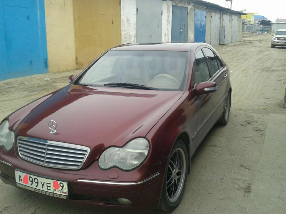 Фото в бортжурнале Mercedes-Benz C-class (W203)