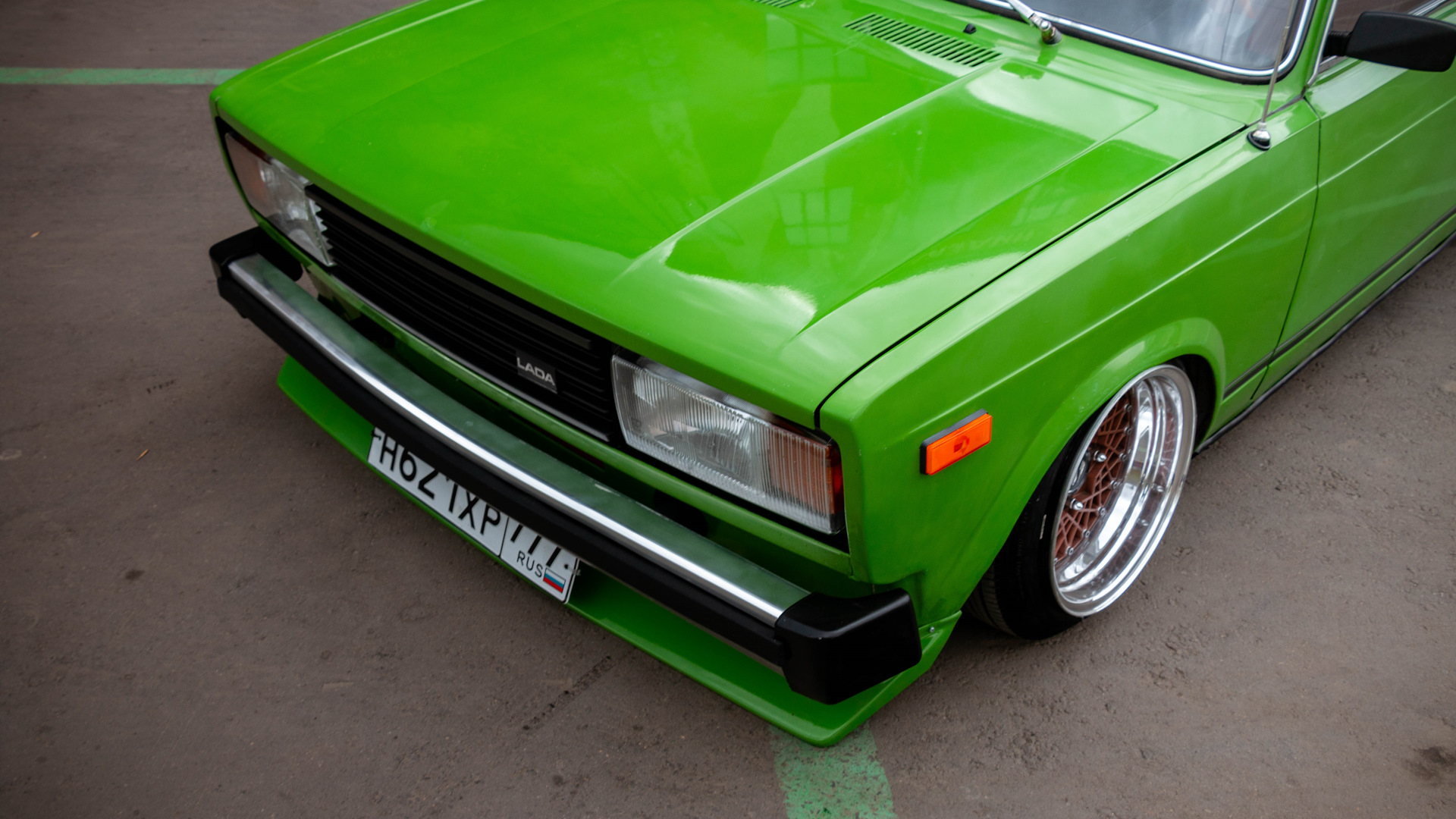 Lada 2105 Green