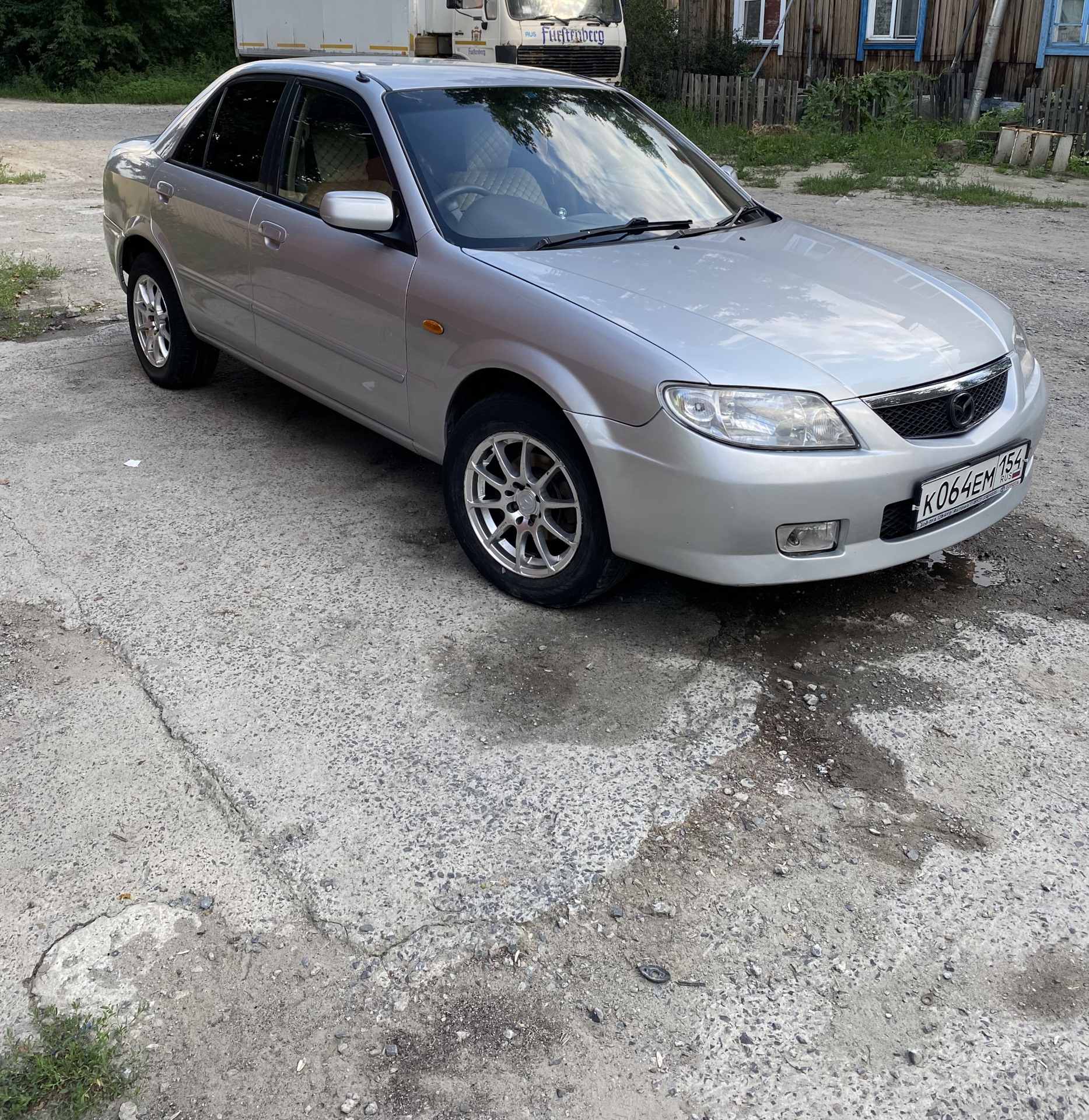 Продана — Mazda Familia (BJ), 1,5 л, 2001 года | продажа машины | DRIVE2