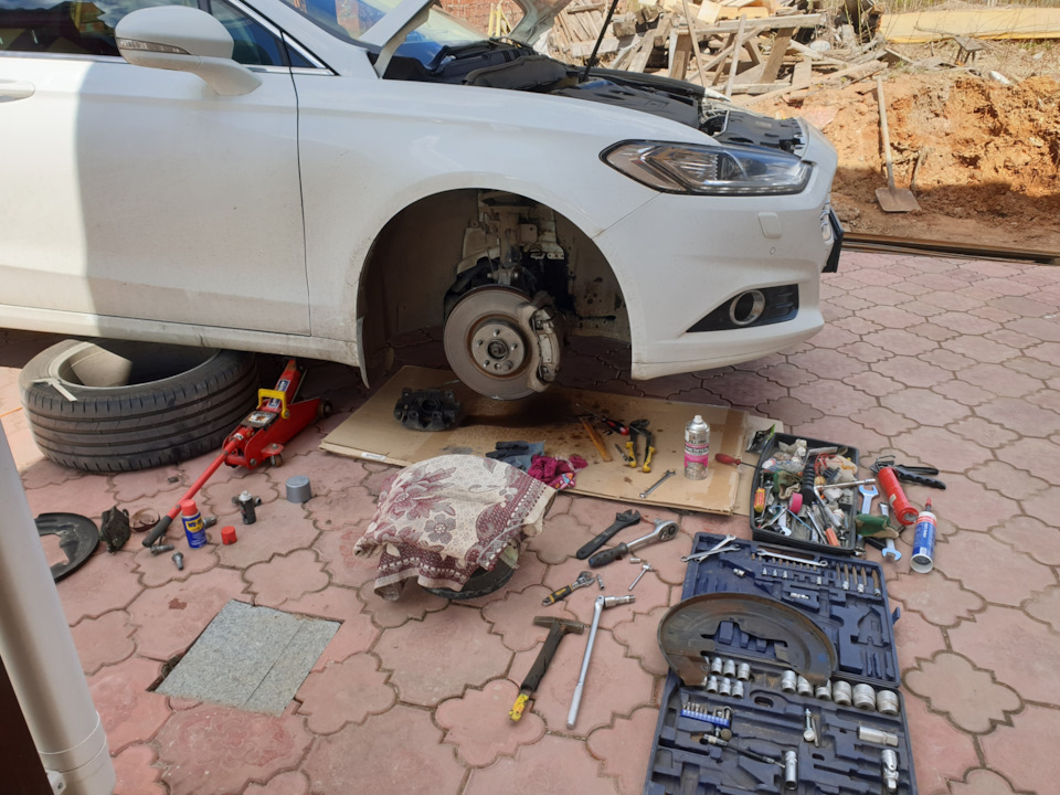 Фото в бортжурнале Ford Mondeo V