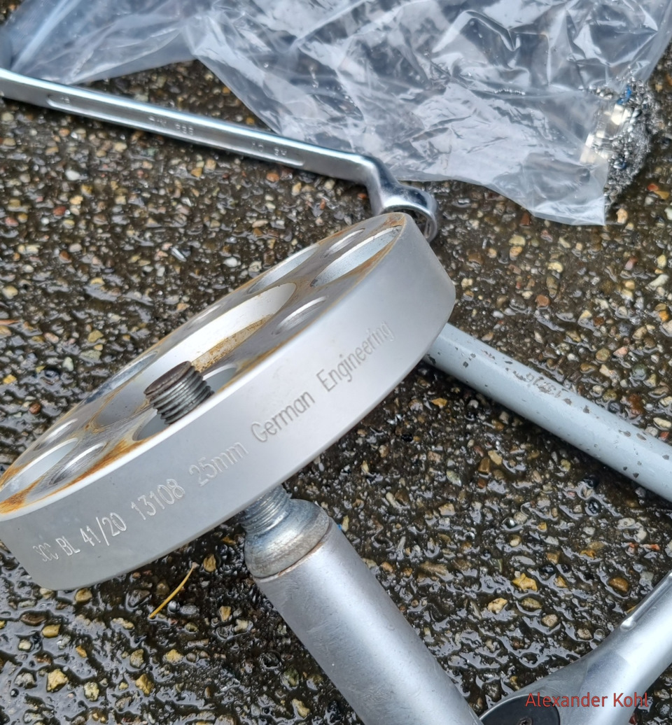 …высверливаем болт! — Volkswagen Tiguan (2G), 2 л, 2019 года | колёсные ...