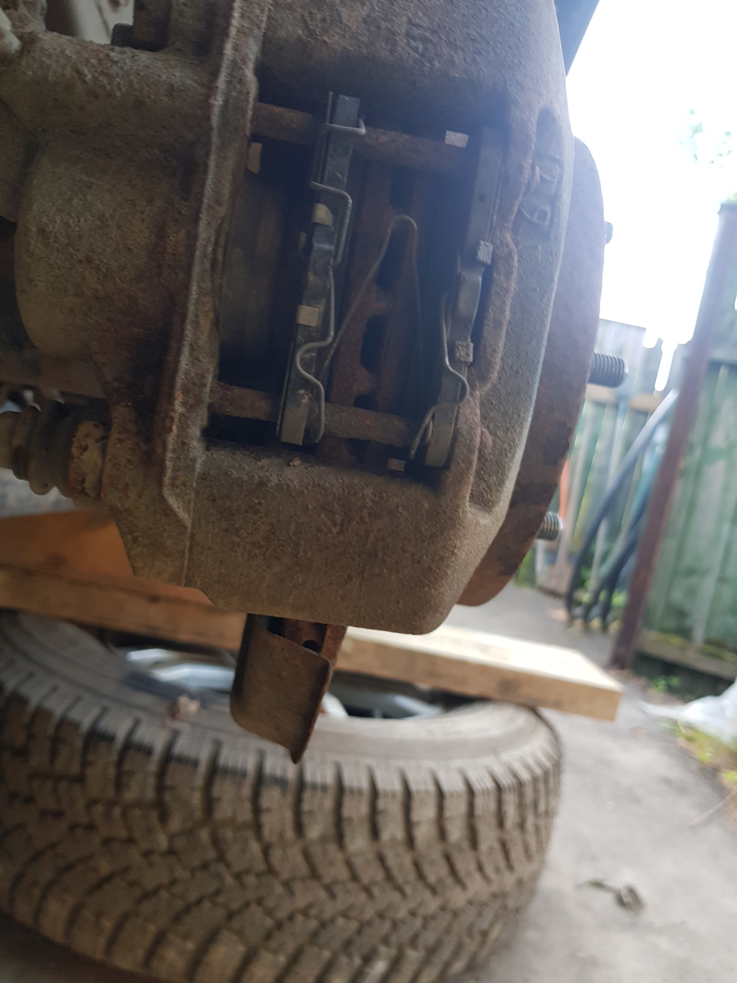 Регламент задних супортов. — Mitsubishi Pajero Sport (3G), 2,4 л, 2017 ...