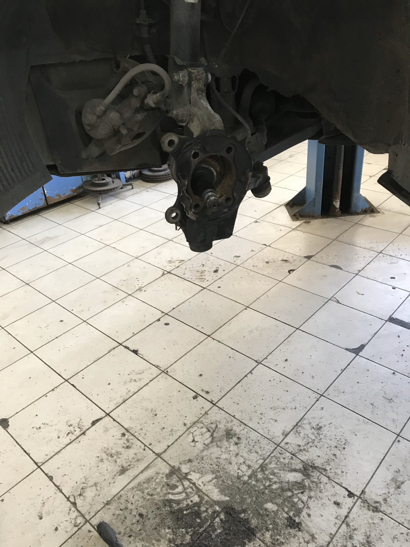 Гудит подшипник ступицы — KIA Ceed (2G), 1,6 л, 2014 года | поломка ...